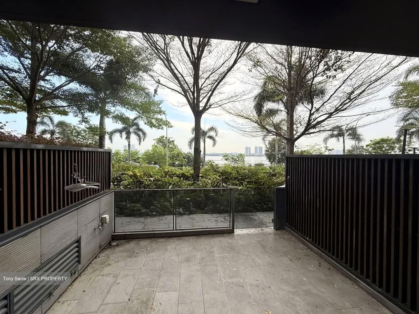 Watercove (D27), Terrace #586655841